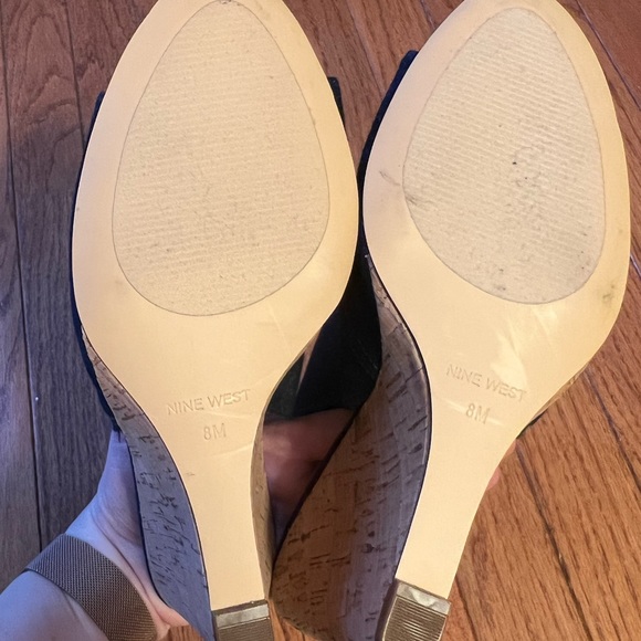 Nine West Denim Peep Toe Wedge size 8 - Picture 4 of 5